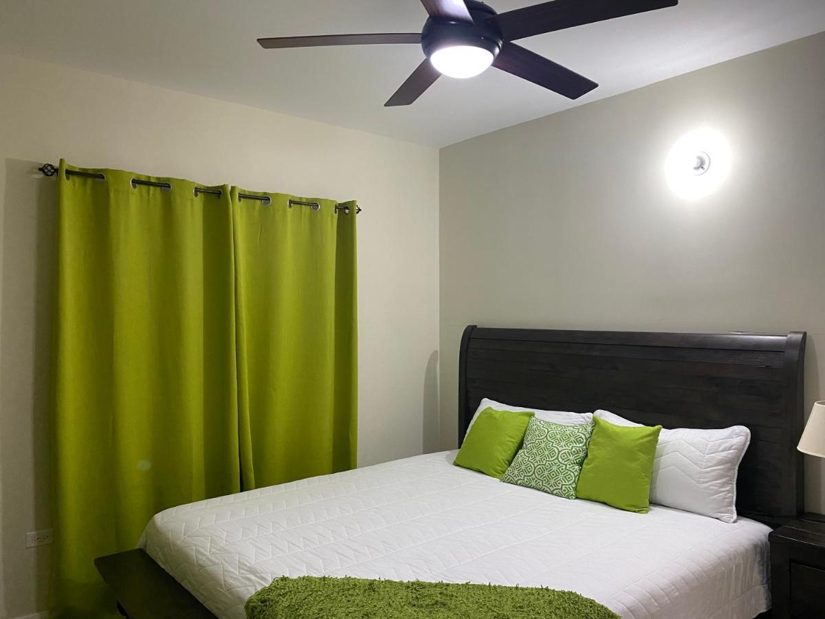 Natalia'S Sweet Oasis Apartment Lucea Exterior photo